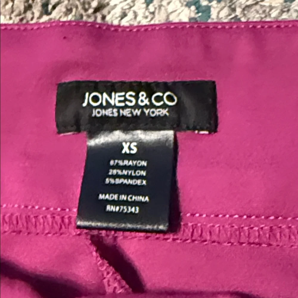 Jones & Co. Pull On Stretch Magenta Straight Leg Women's Pants XS - Picture 4 of 6